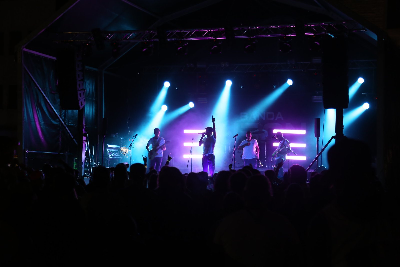 Banda Neon